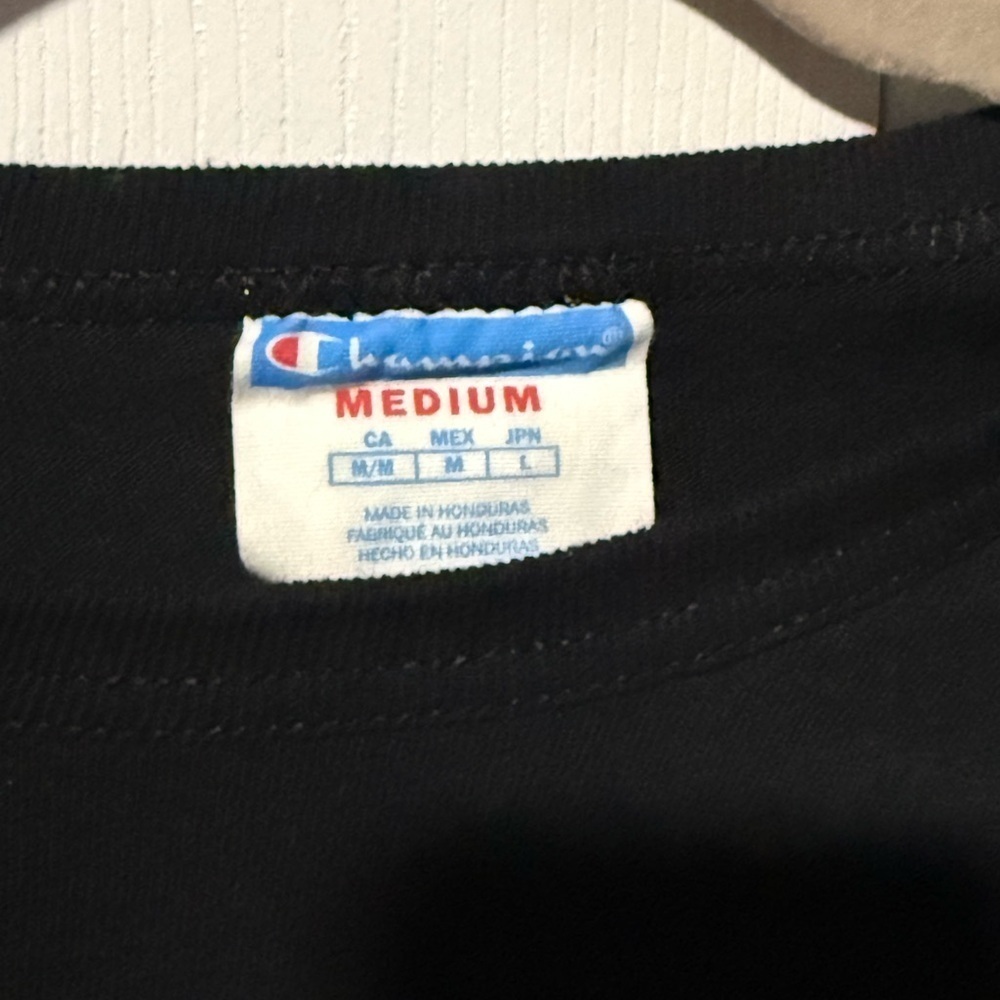 Men Like New Champion T-shirt Size M​​​​​ - Picture 3 of 3